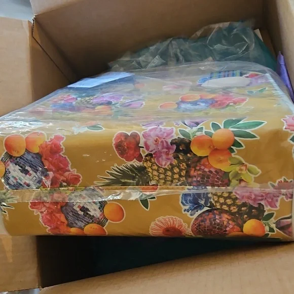 Consuela Barb Tote NWT - Picture 4 of 6